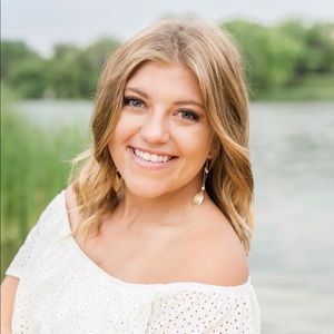 Meet your Posher, Sierra